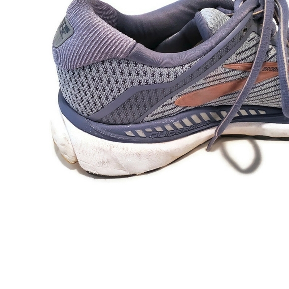 Brooks Adrenaline GTS 20 Running Sneakers Size 10 WIDE Style 1202961D073 - Picture 13 of 16